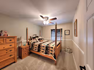 Cabin bedroom